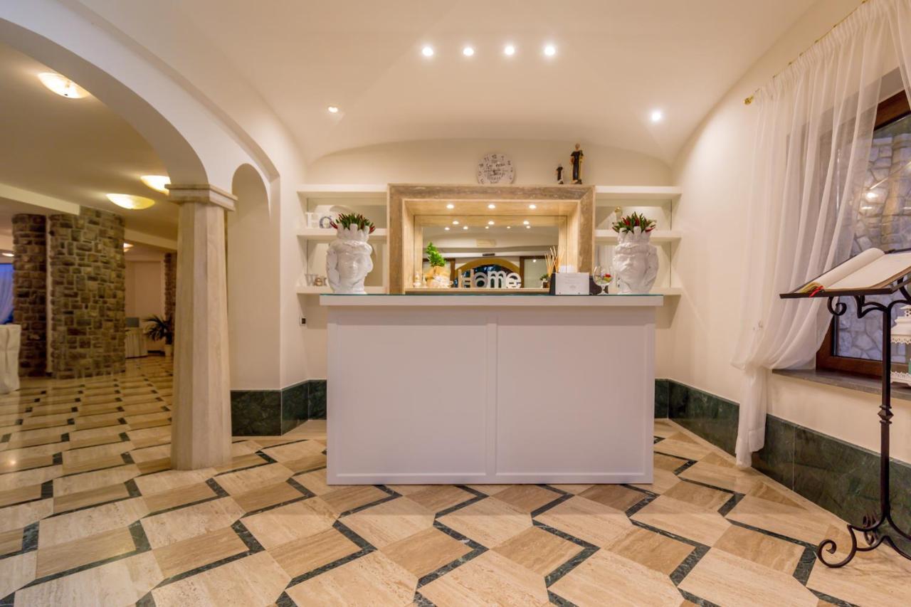 Romantic Relais Couette-café
